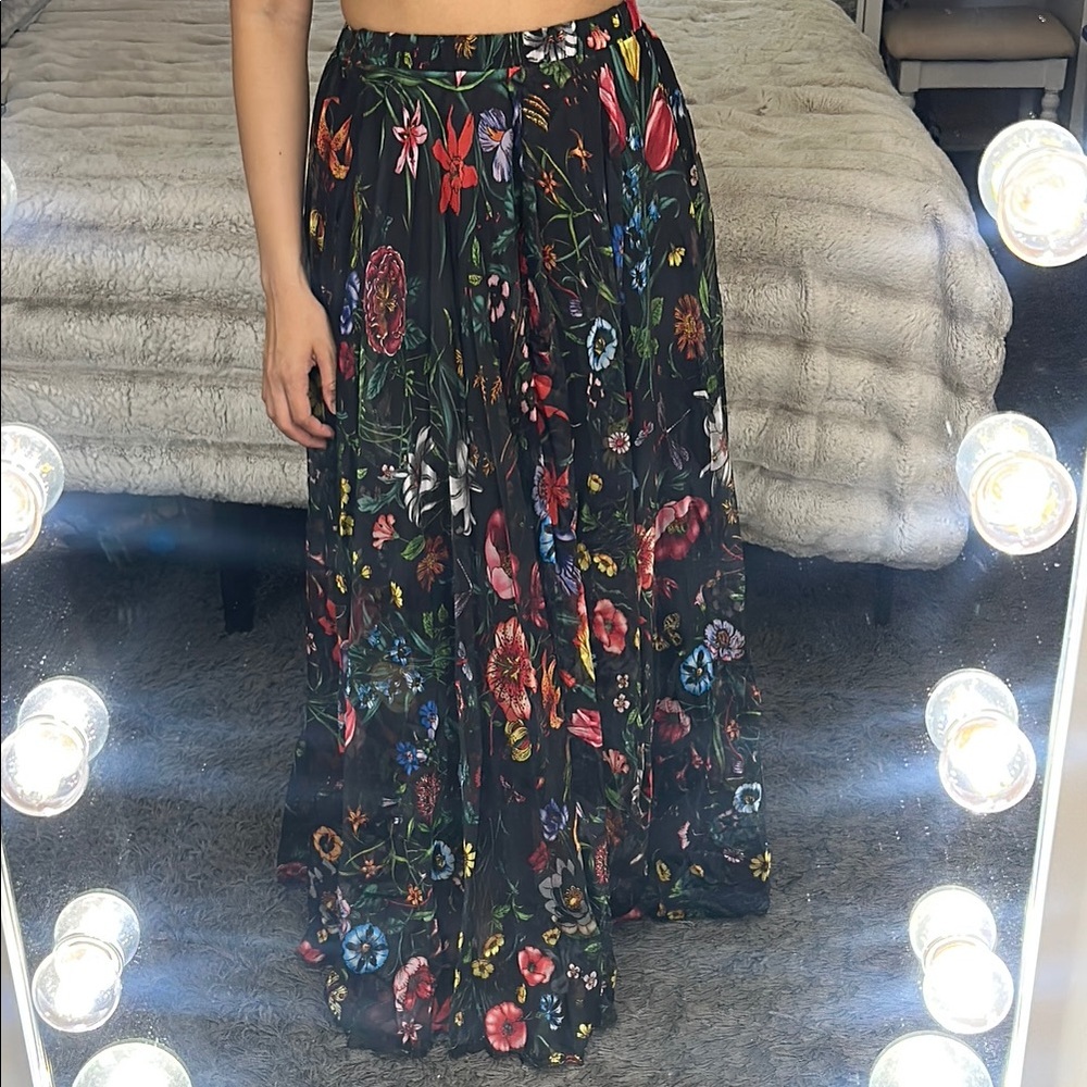 Used Chicwish Floral Maxi Skirt - Black Multicolor fits like a M-L - Picture 3 of 8